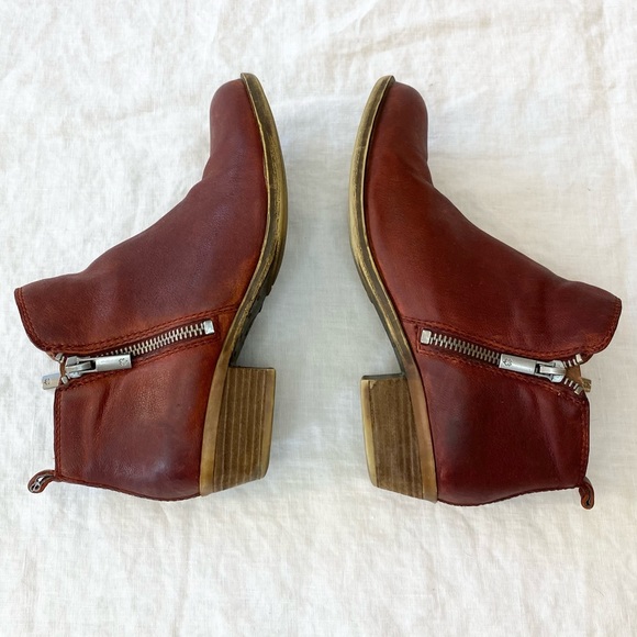 Lucky Brand Basel Leather Booties - Picture 7 of 15